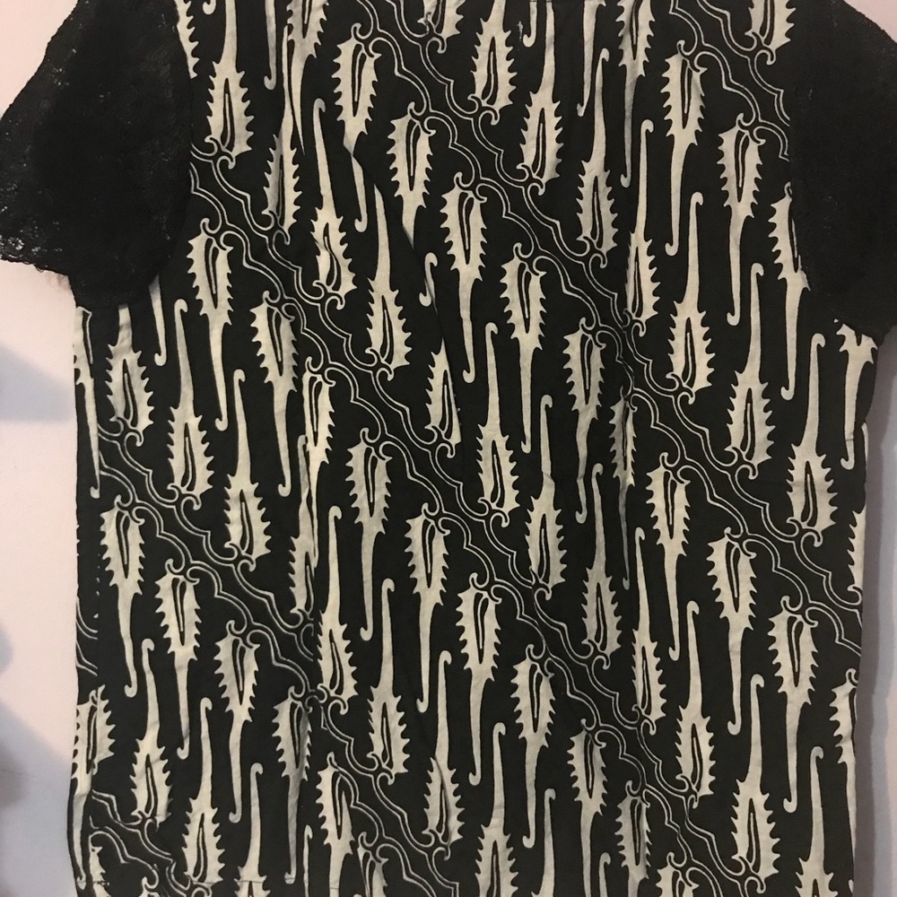 Batik Blouse - image 4